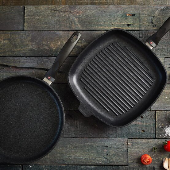 XD Nonstick Square Grill Pan 11 x 11 (28 x 28cm)