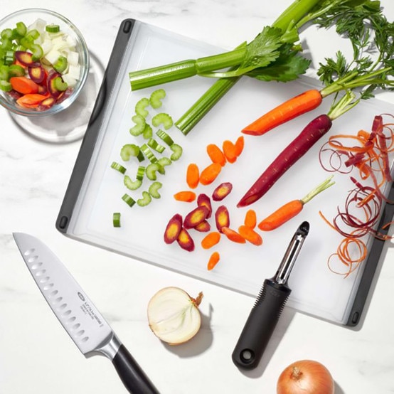 OXO Cutting Board: Everyday