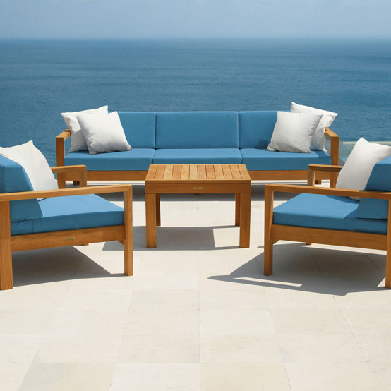 Linear Deep Seating for Two with Cushion