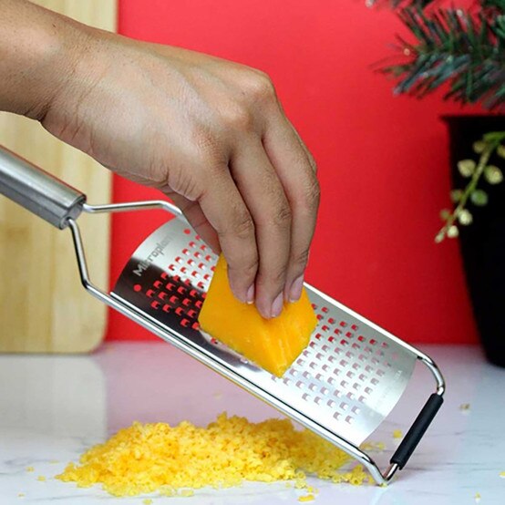 Microplane Select Series Coarse Cheese Grater - Red